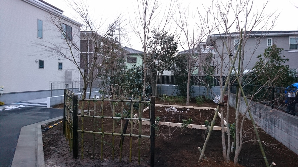 川崎市で活躍する造園のプロが庭のお手入れをサポートします
